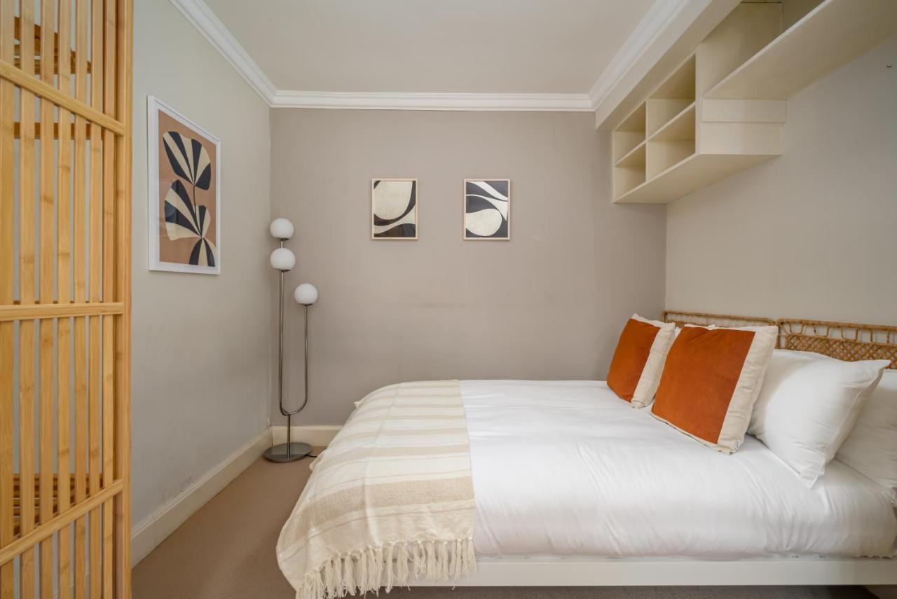 New Town Garden Retreat By Calton Living, Edinburgh