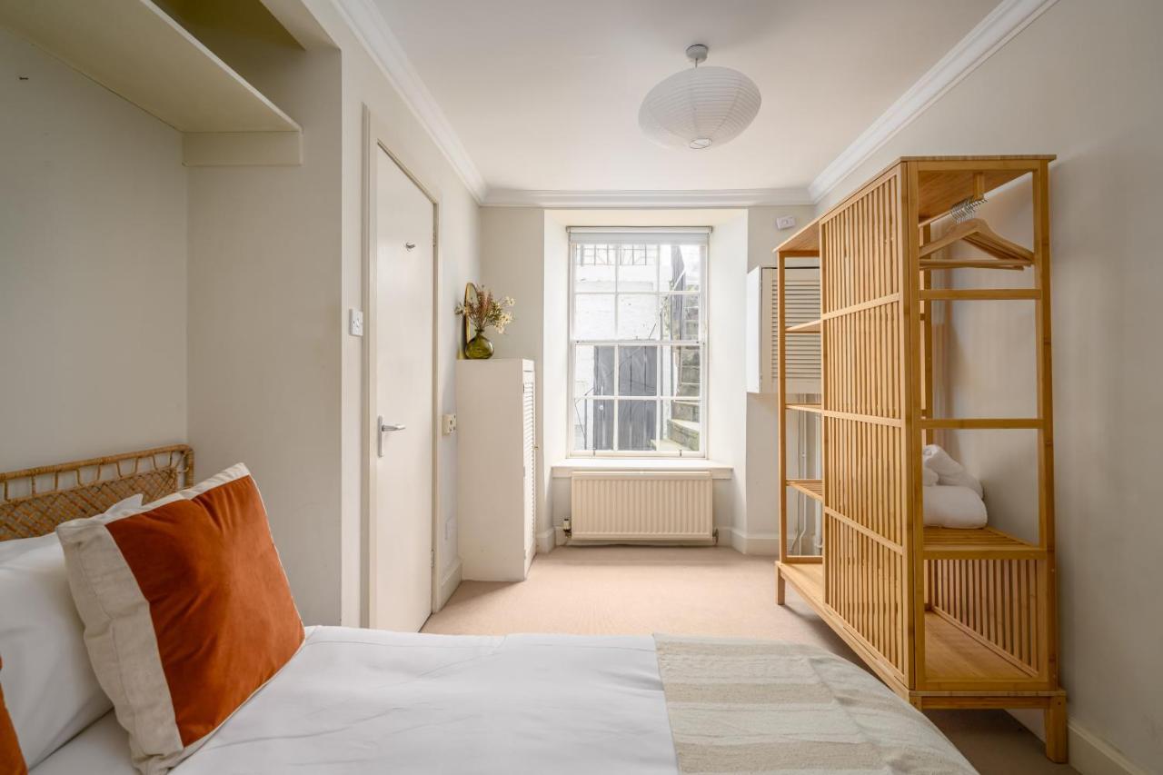 New Town Garden Retreat By Calton Living — Photos 3